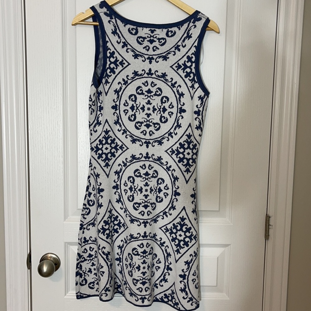NWT Pink Rose dress - Picture 5 of 6
